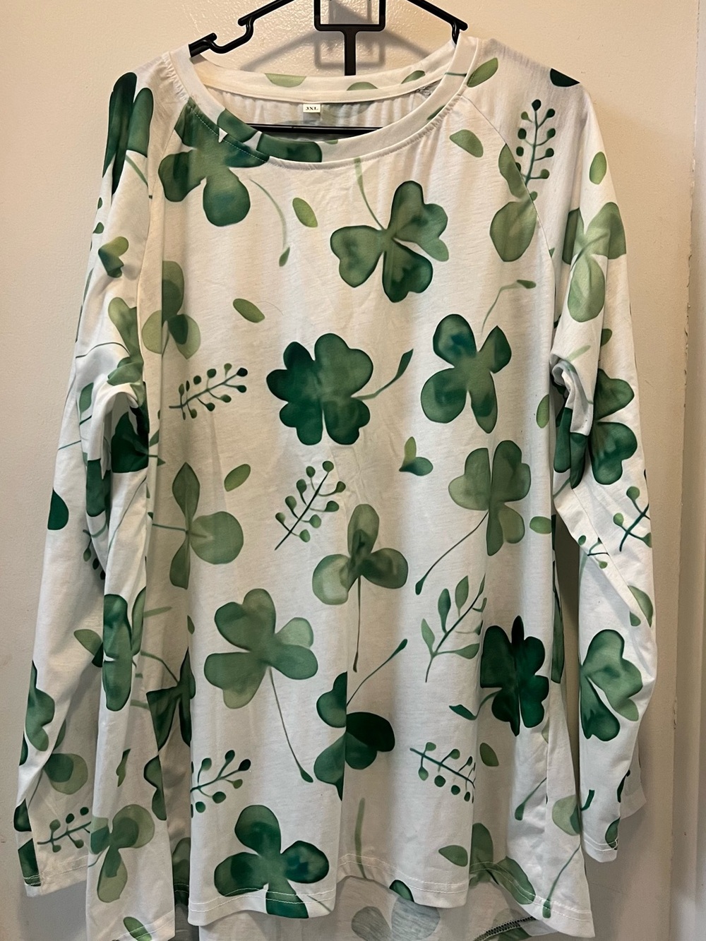 Women’s White Long-Sleeve Crewneck Top with Green Clover Print